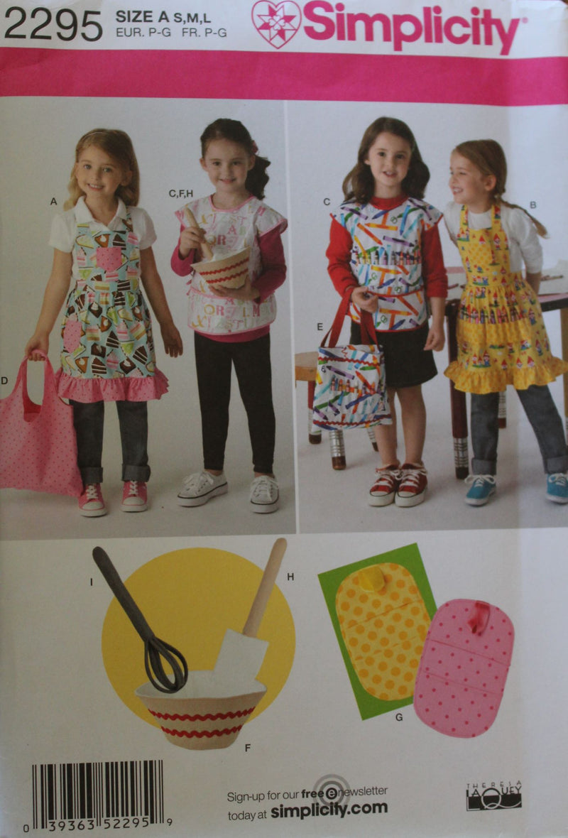 Simplicity 2295, Childrens Aprons, Bags, Potholder, Uncut Sewing Pattern