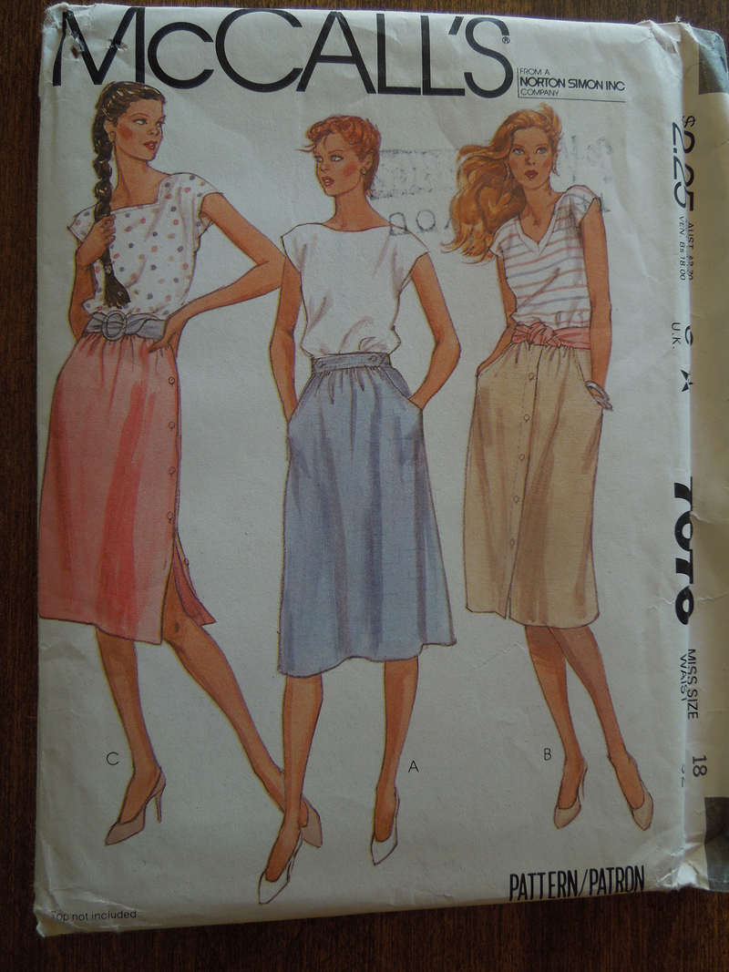 McCalls 7076, Misses, Skirts, Size 18, UNCUT sewing pattern