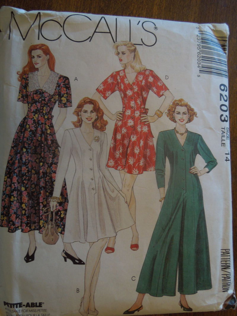 McCalls 6203, Misses, Dresses, with/without split skirt, Uncut Sewing Pattern, Petite