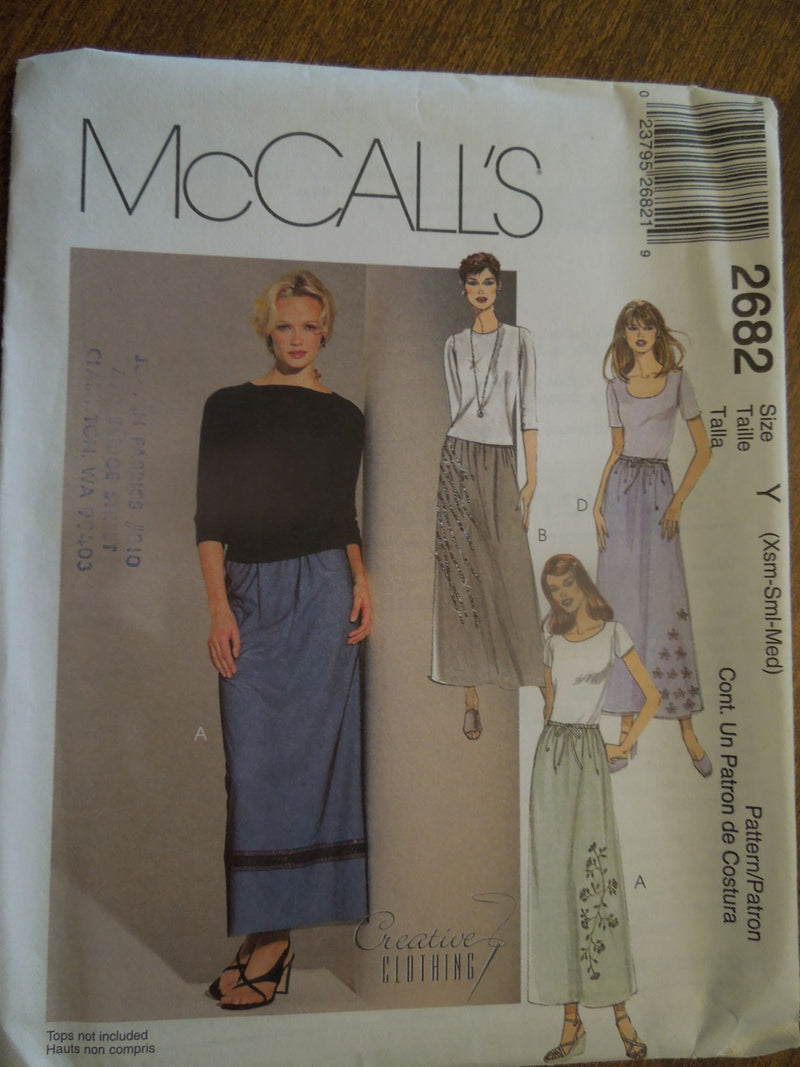 McCalls 2682, Misses, Skirts, Pull-on style, Uncut Sewing Pattern