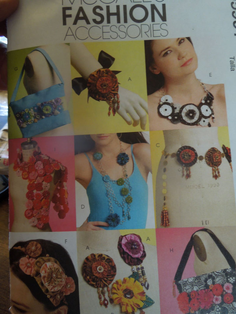 McCalls M5901, Fashion Accessories, Crafts, Uncut Sewing Pattern