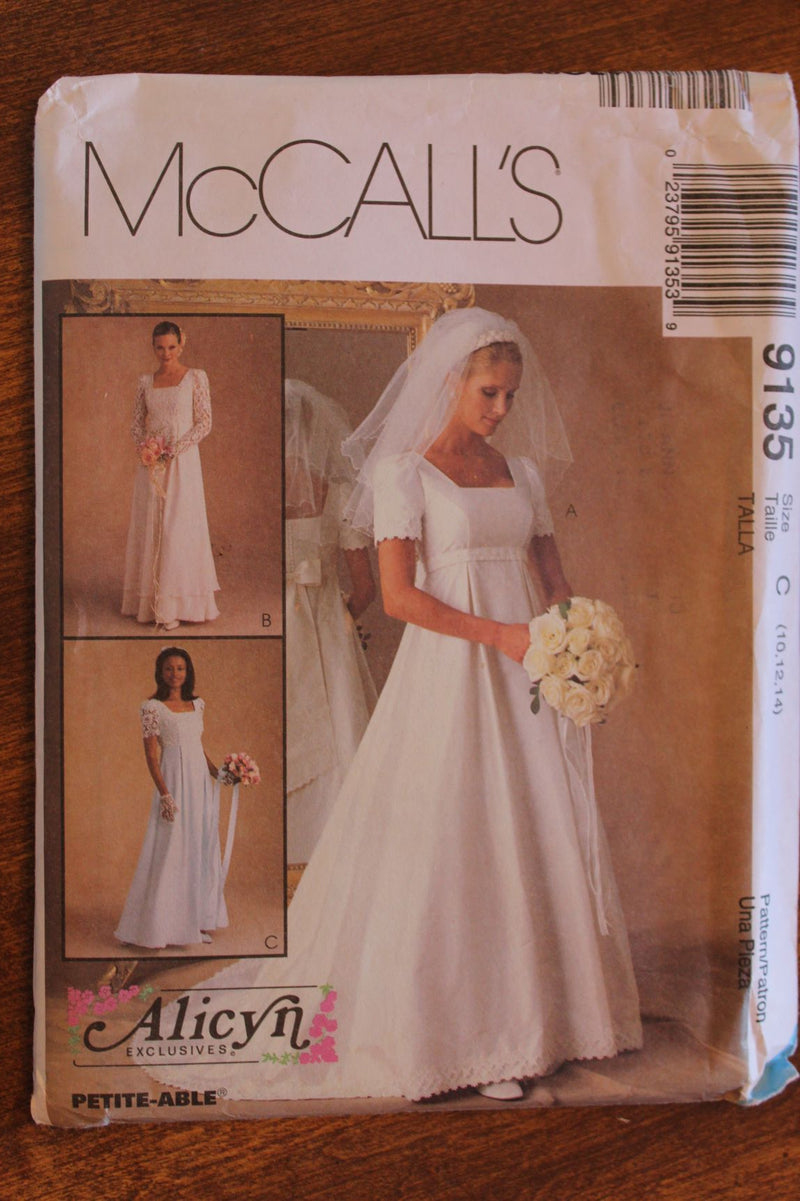 McCalls 9135, Misses Wedding Gowns, Bridesmaid Dresses, Uncut Sewing Pattern