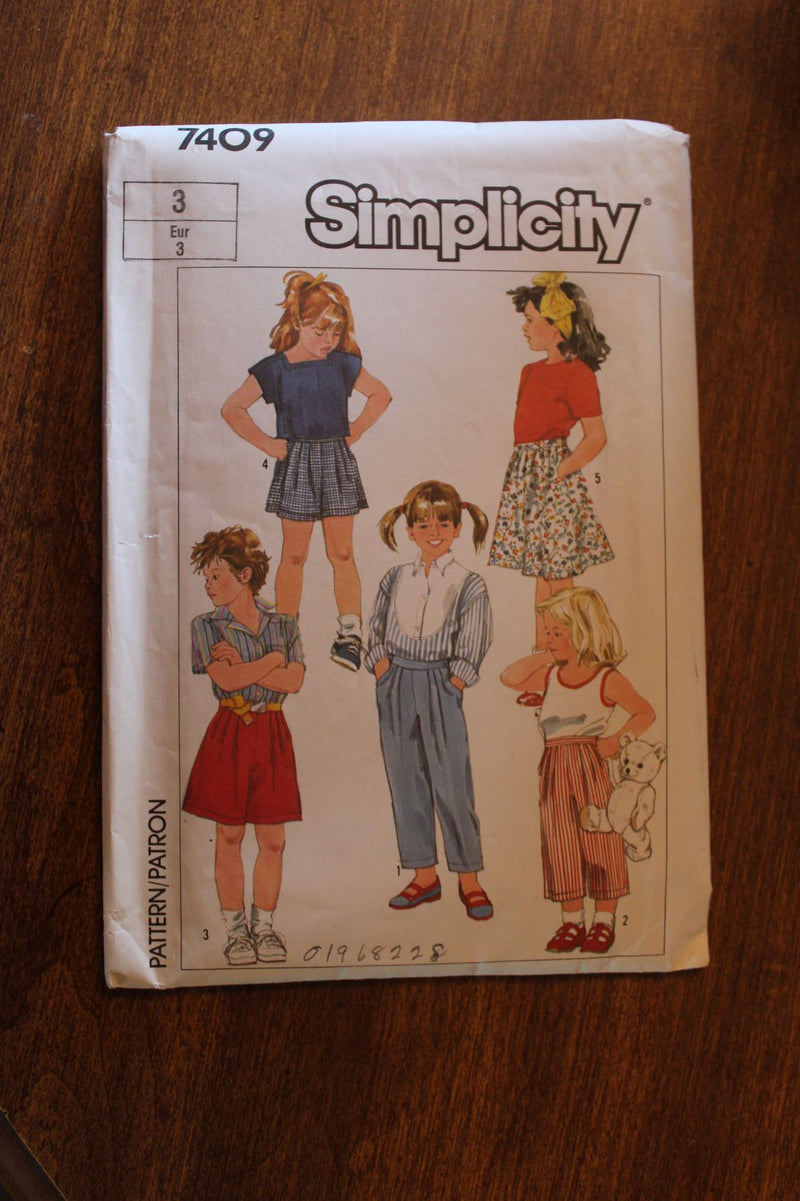 Simplicity 7409, Girls Pants, Skirts, Culottes, Uncut Sewing Pattern