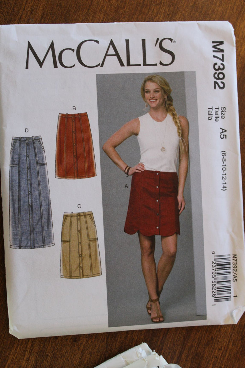McCalls M7392, Misses Skirts, Uncut Sewing Pattern