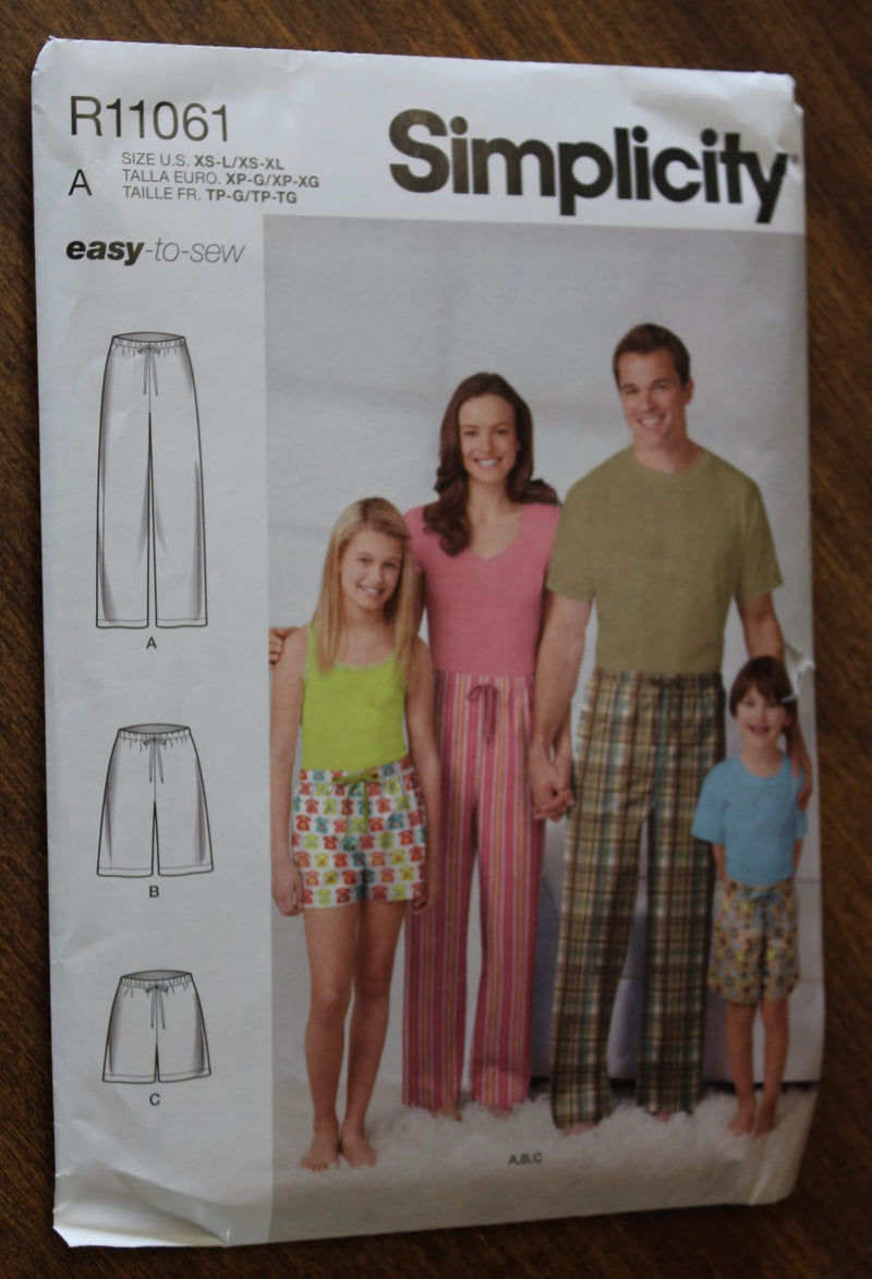 Simplicity R11061, Mens, Womens, Childrens, Pants, Shorts, Uncut Sewing Pattern