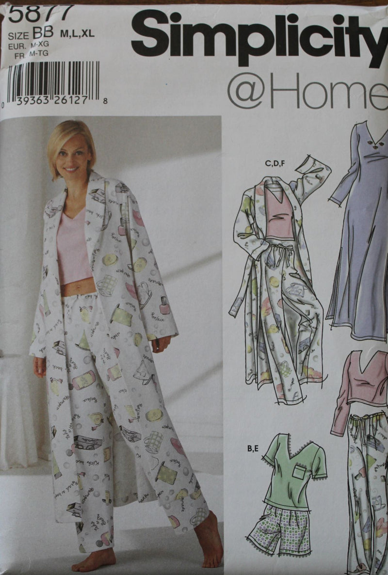 Simplicity 5877, Misses Sleepwear, Loungewear, Robe, Uncut Sewing Pattern