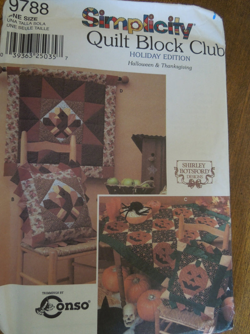 Simplicity 9788, Crafts, UNCUT sewing pattern, quilting, pillow sham, quilt, wall hanging