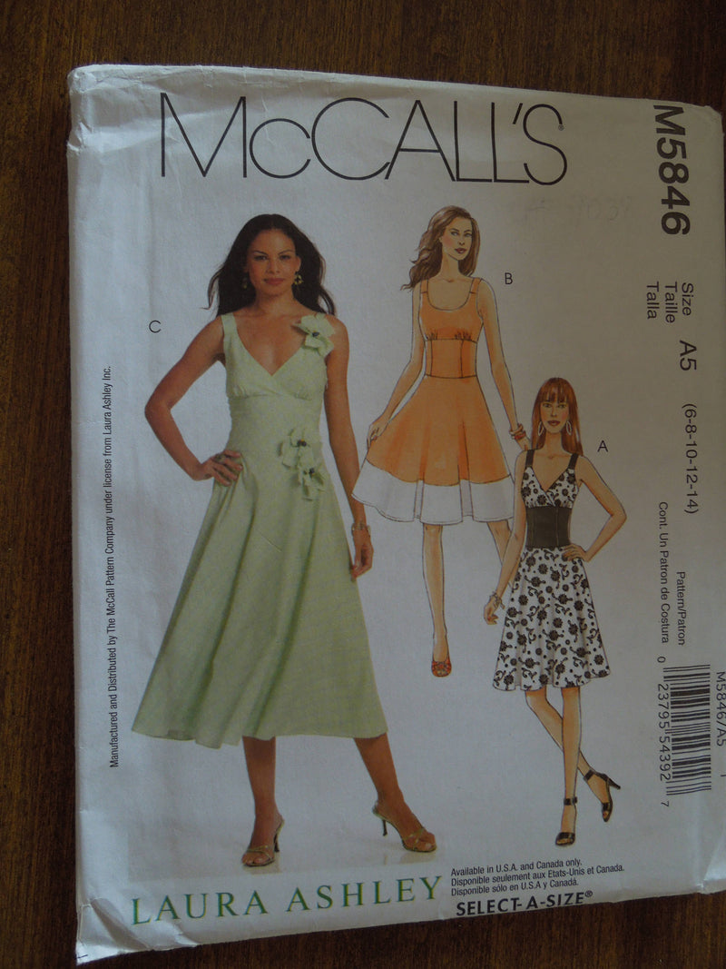 McCalls M5846,Misses Dresses, Evening Wear,  UNCUT sewing pattern,