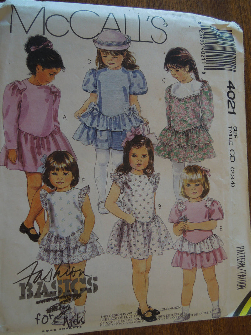 McCalls 4021, Girls, Dresses, Sizes 2 to 4, UNCUT sewing patterns