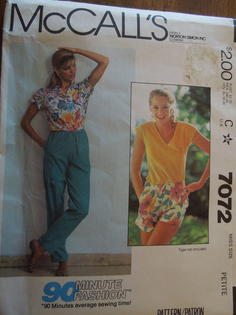 McCalls 7072, Misses, Shorts, Pants,  UNCUT sewing pattern, Size 6 to 8