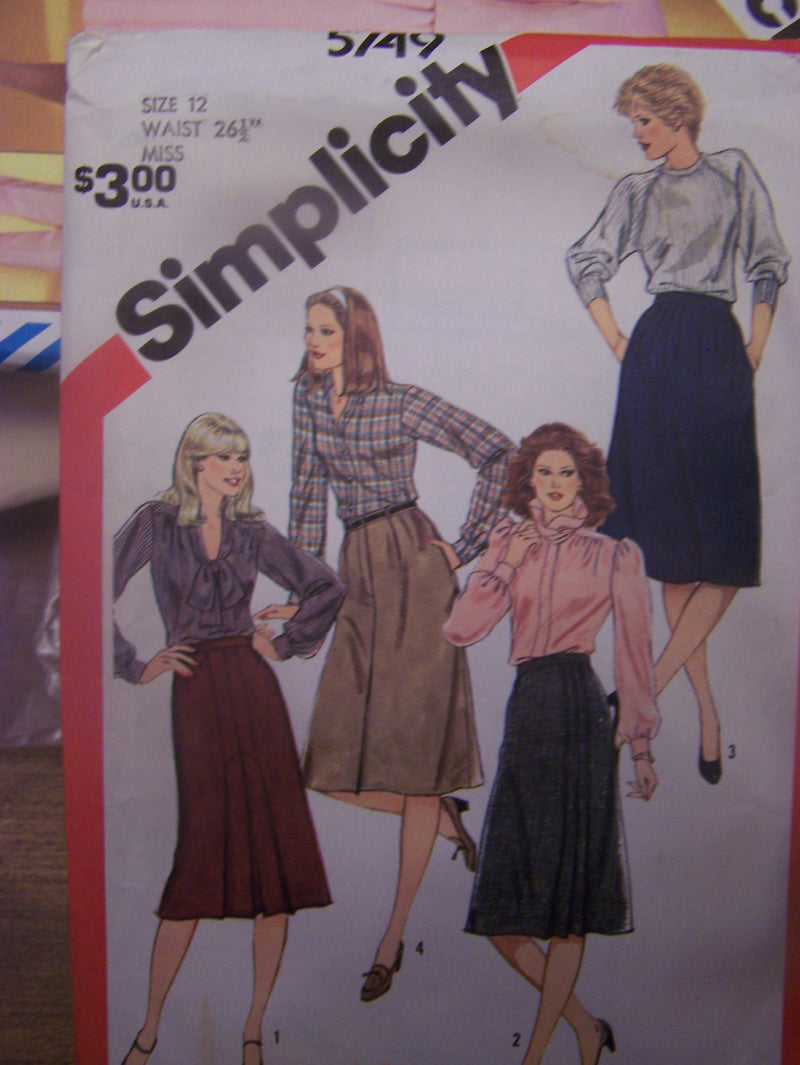 Simplicity5749, Size 12, Misses UNCUT sewing pattern, womens,  skirts